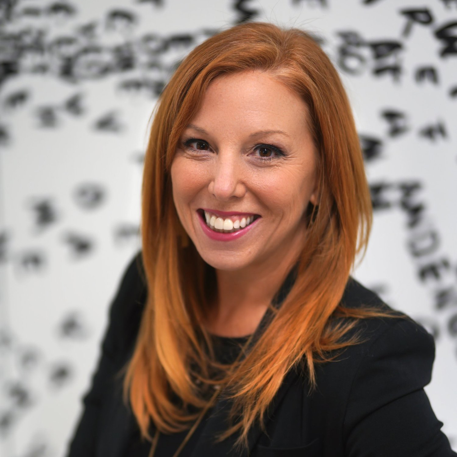 Theresa Sweetland Headshot